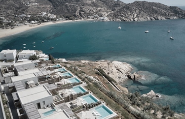 IOS GRAND POOL SUITES