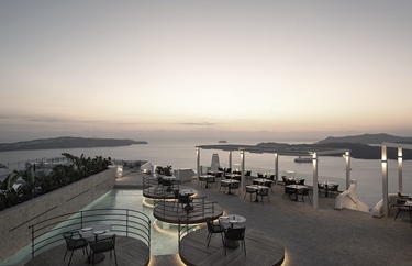 VOLCANO VIEW 5 STAR HOTEL